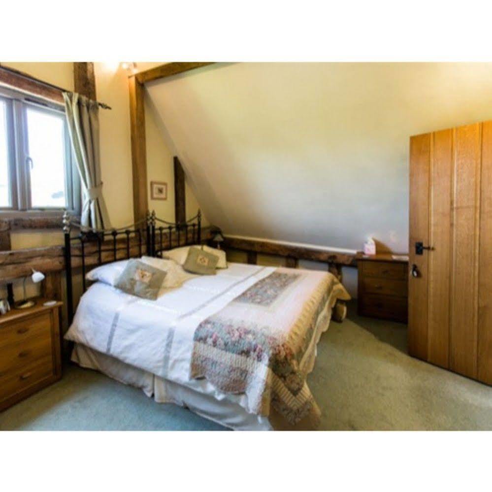 Hotel Oak Farm Barn Beyton Exterior foto